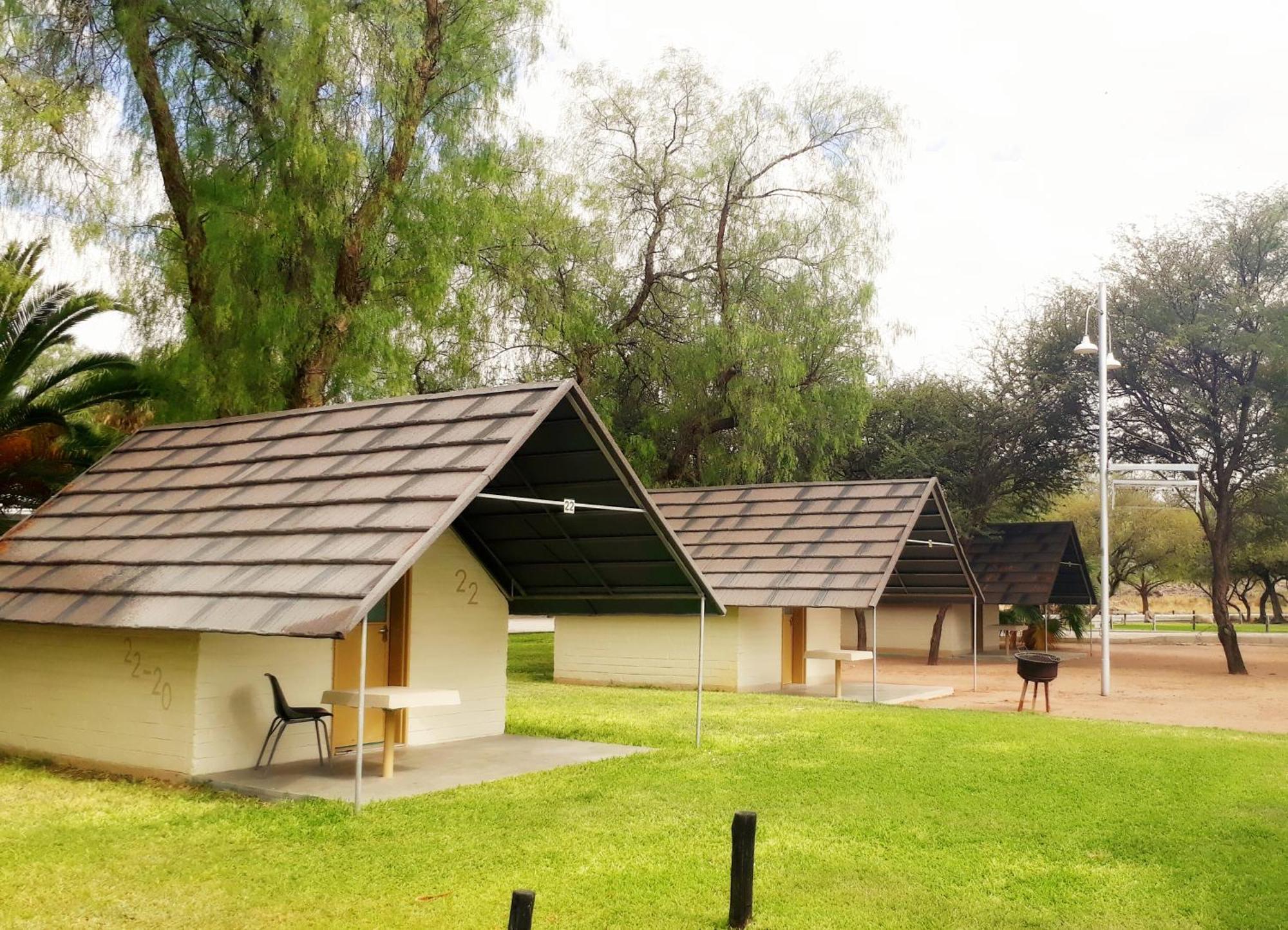 East Gate Rest Camp Daire Buitepos Dış mekan fotoğraf