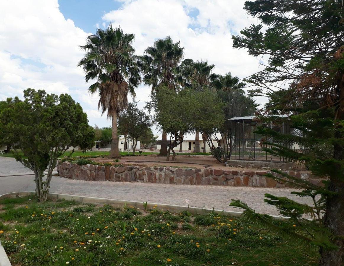 East Gate Rest Camp Daire Buitepos Dış mekan fotoğraf